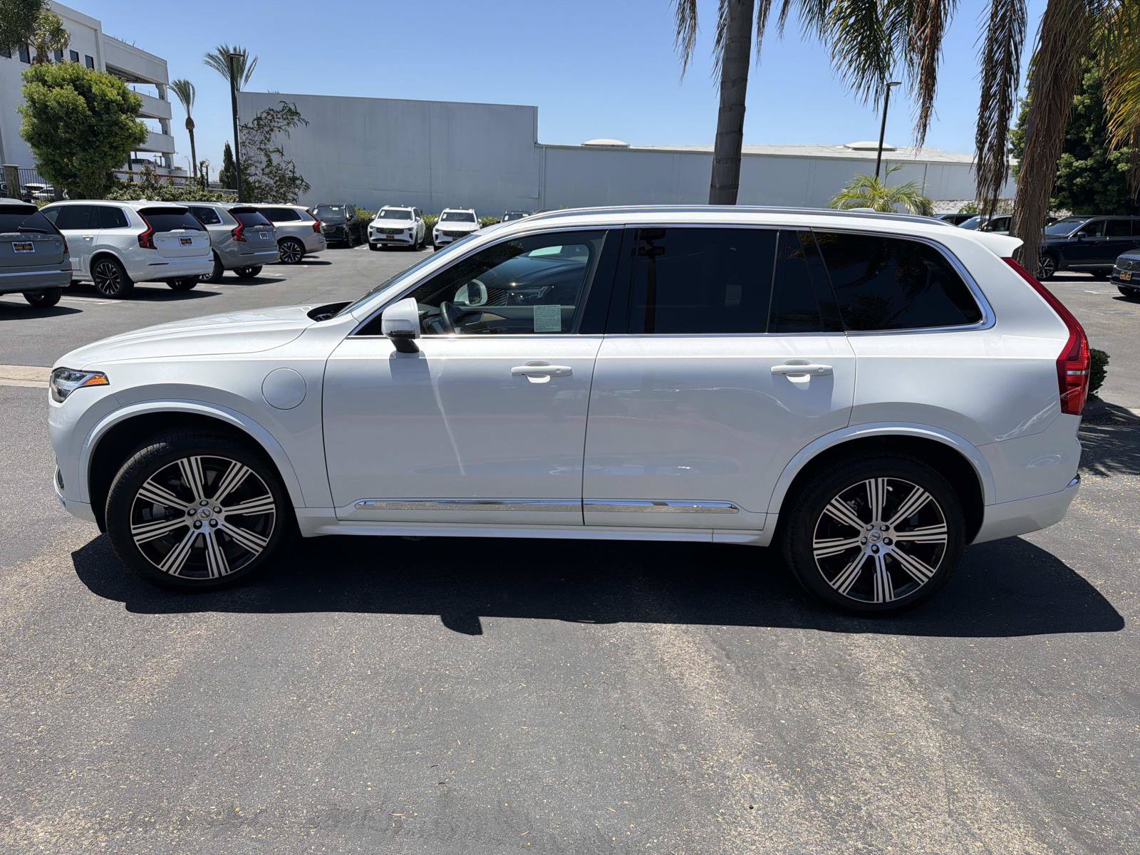 Certified 2024 Volvo XC90 T8 Core w/ Protection Package Premier AWD/4WD image 8