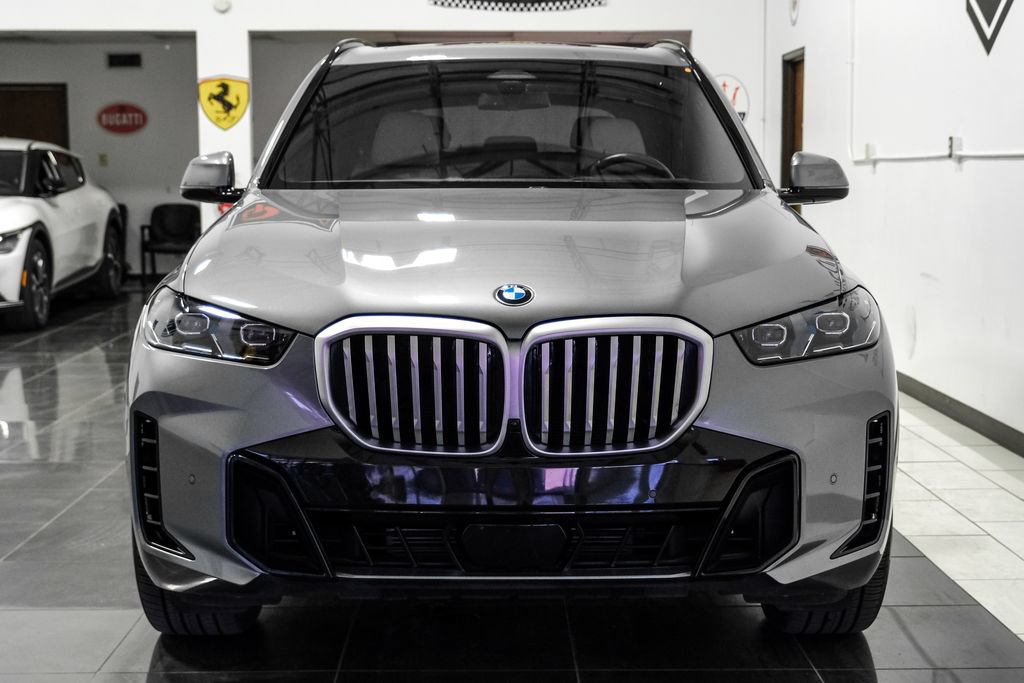 Used 2025 BMW X5 xDrive40i w/ M Sport Package AWD/4WD image 6