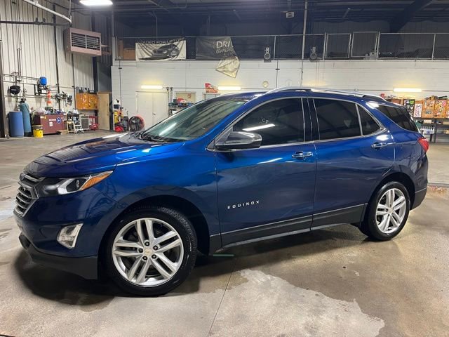 Used 2020 Chevrolet Equinox Premier image 2