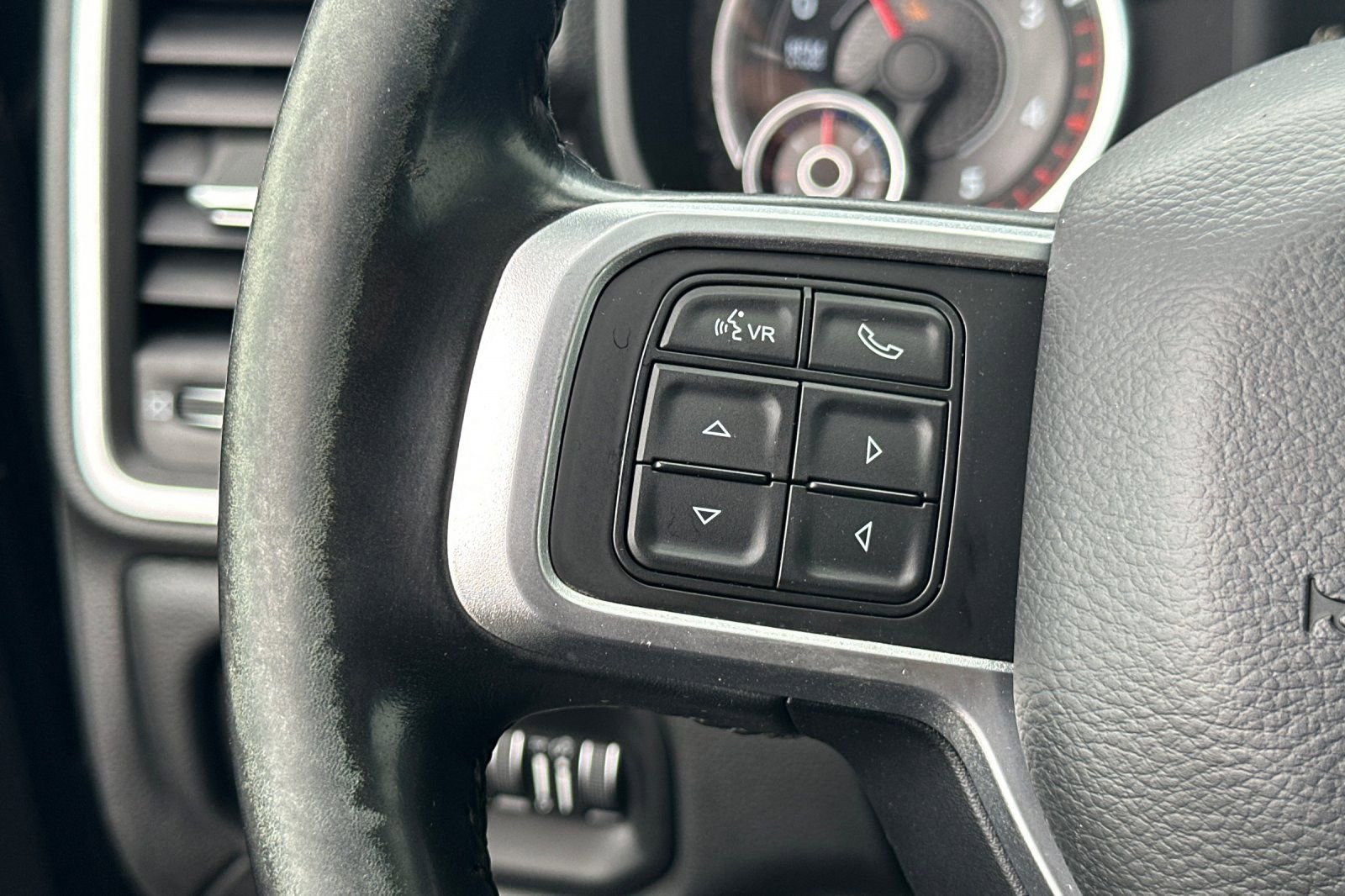 Used 2019 RAM 3500 Big Horn image 27