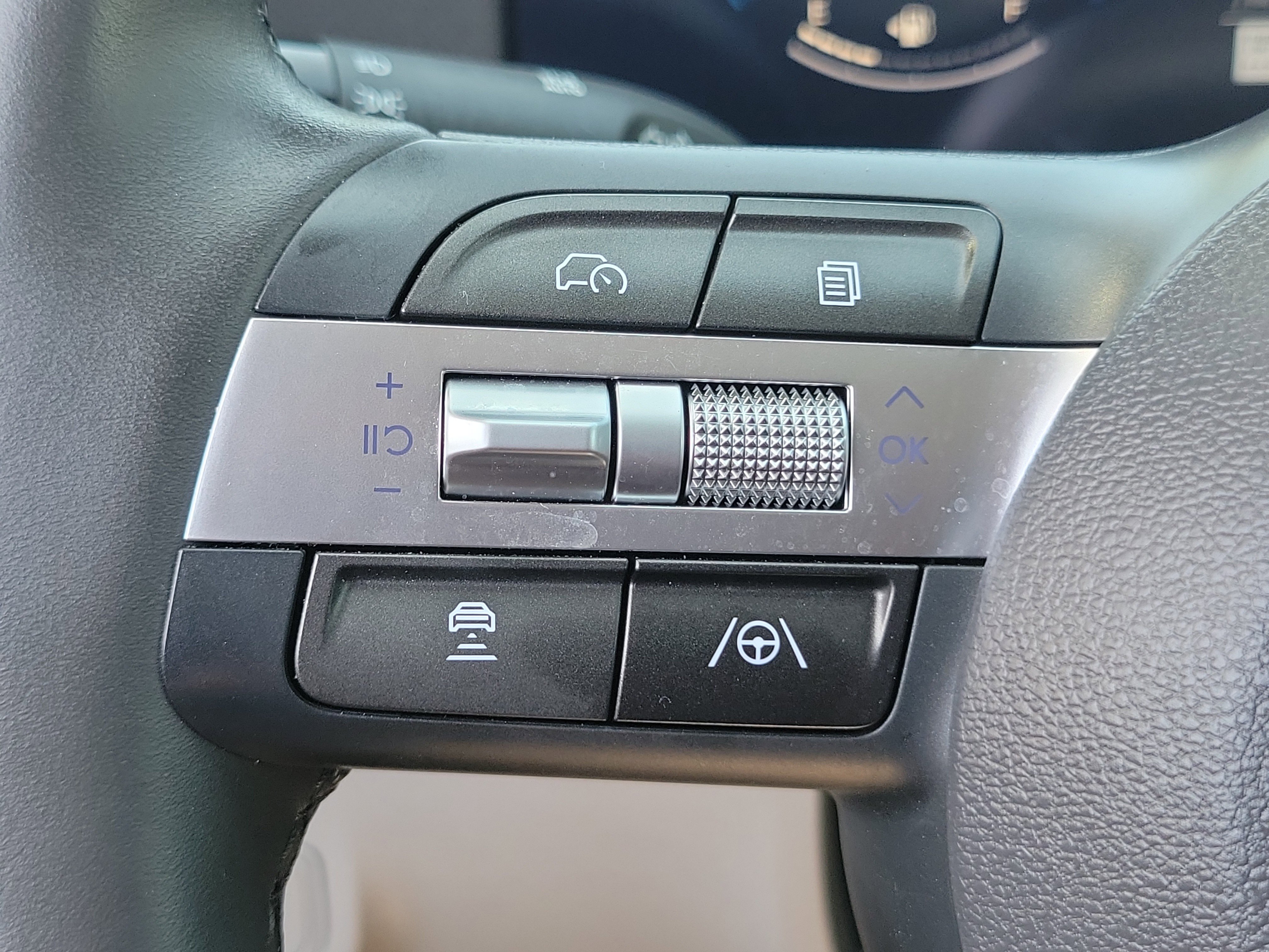 Certified 2026 Hyundai Kona SEL Sport FWD image 11