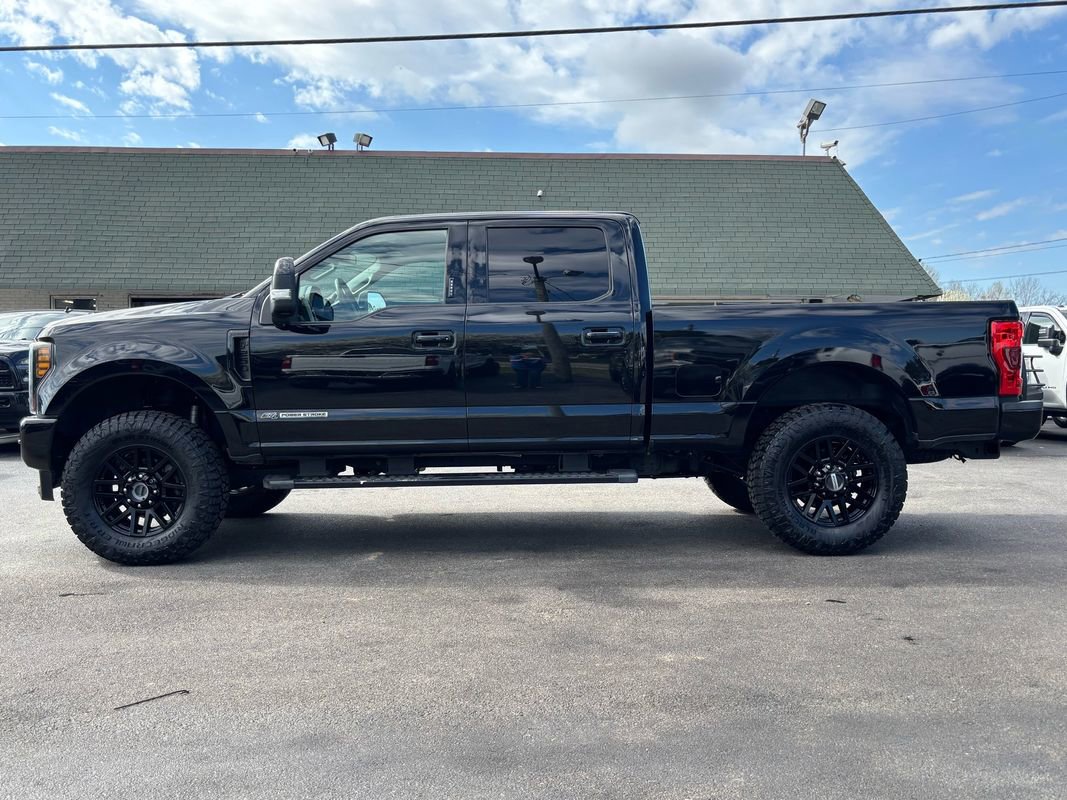 Used 2019 Ford F250 Lariat w/ Lariat Ultimate Package image 7