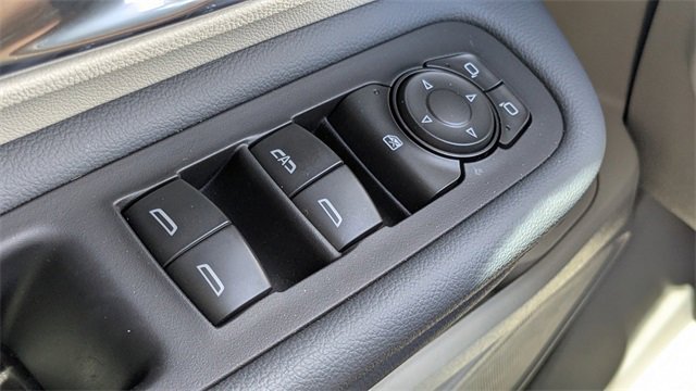 Used 2024 GMC Terrain Denali image 30