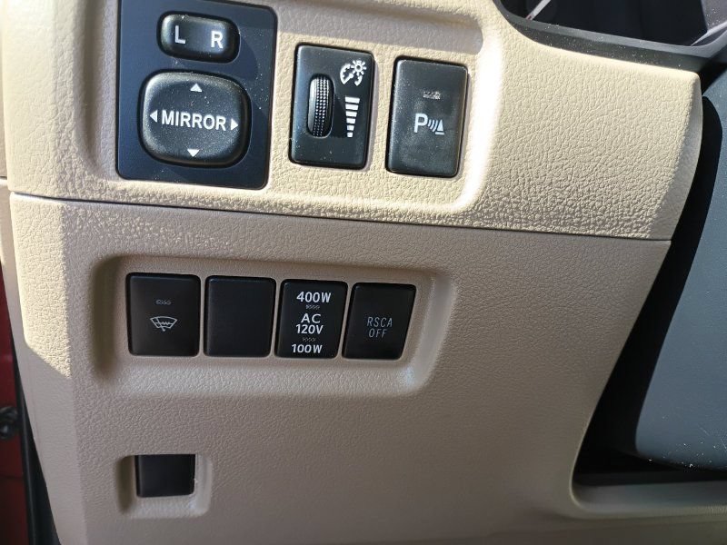 Used 2013 Toyota 4Runner SR5 w/ Convenience Pkg AWD/4WD image 18