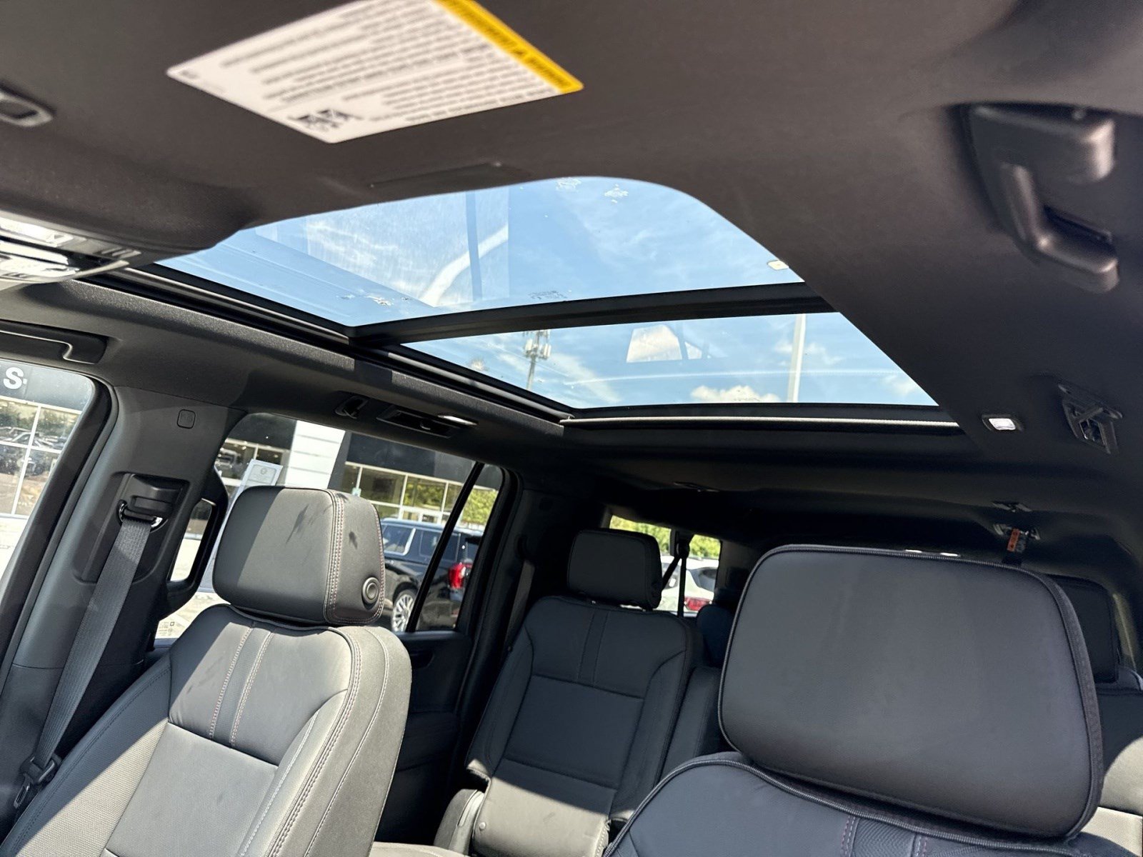 New 2026 Chevrolet Suburban RST w/ RST Capability Package AWD/4WD image 18