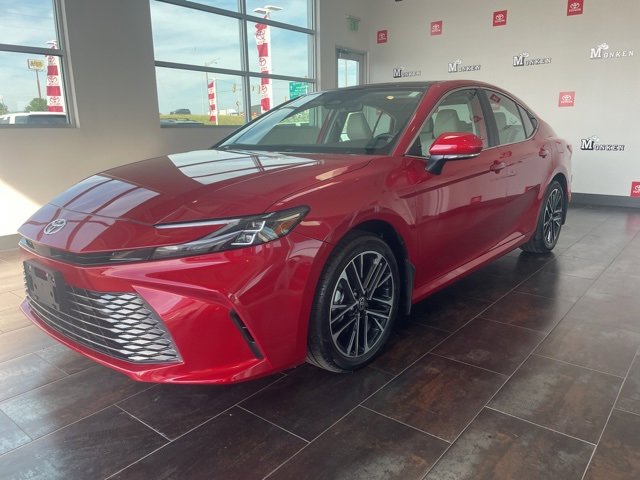 Certified 2025 Toyota Camry XLE image 3