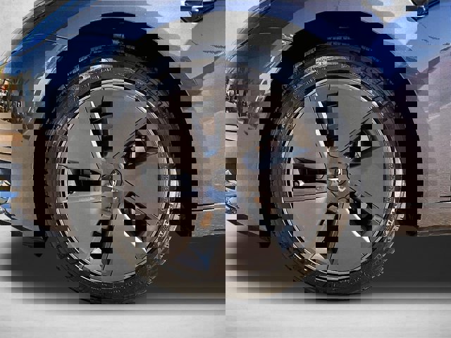 Used 2023 Tesla Model 3 Standard Range image 10