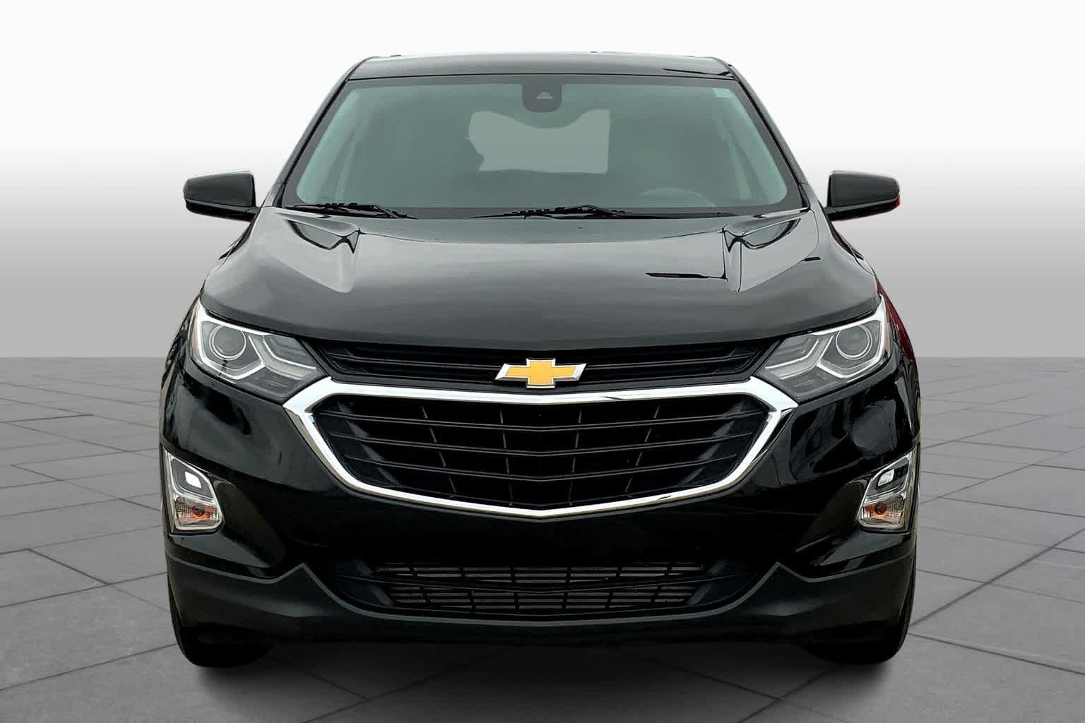 Used 2019 Chevrolet Equinox LT w/ Driver Convenience Package FWD image 4