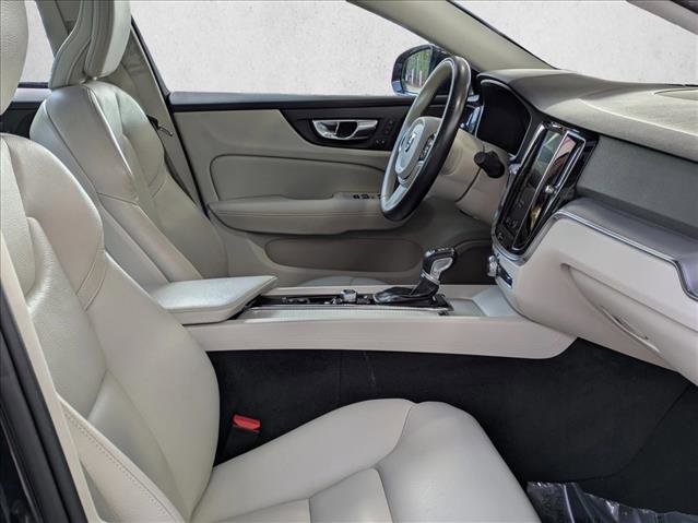 Used 2019 Volvo S60 T5 Momentum image 27