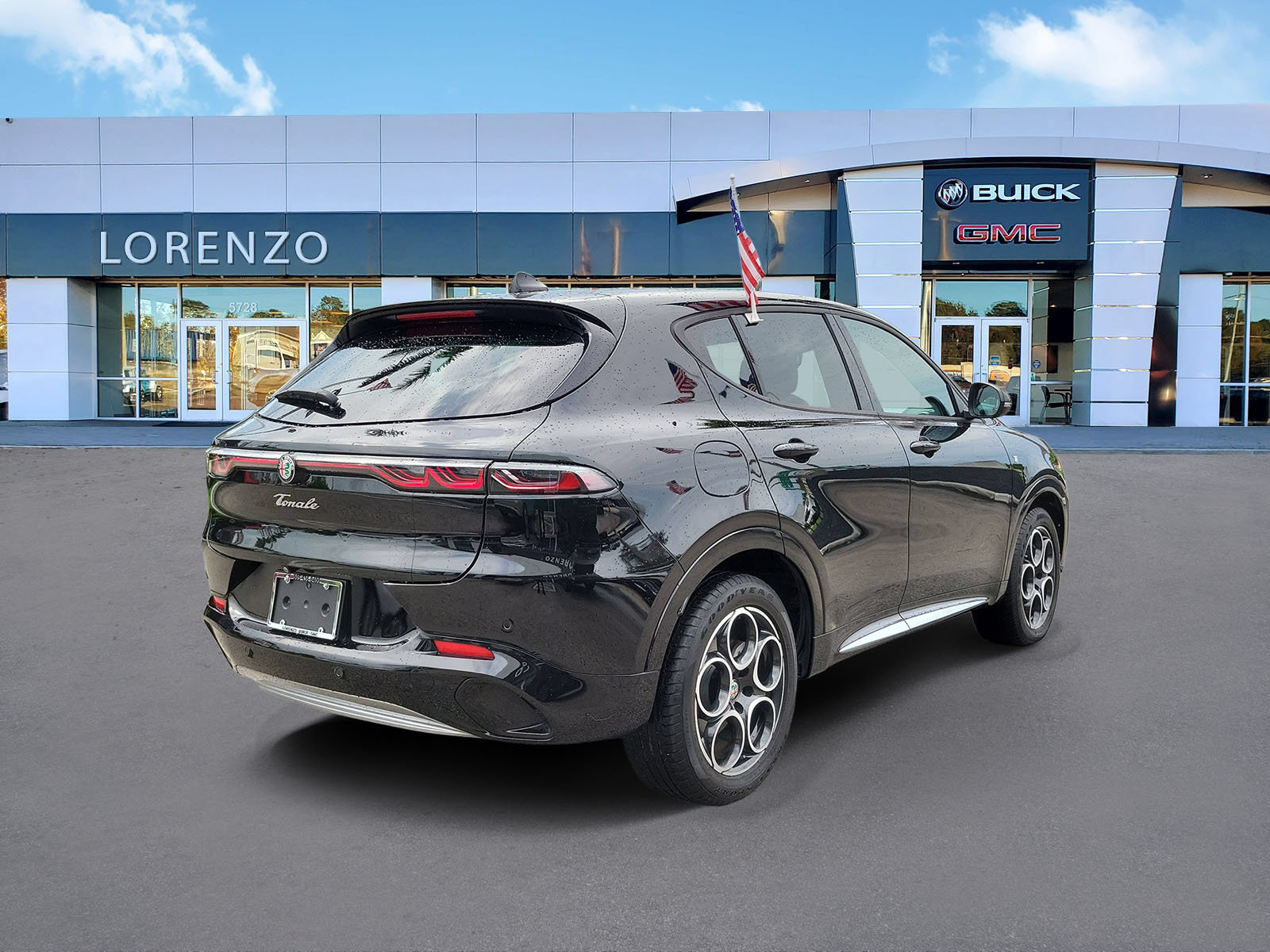 Used 2024 Alfa Romeo Tonale Ti w/ Premium Interior Package AWD/4WD image 5