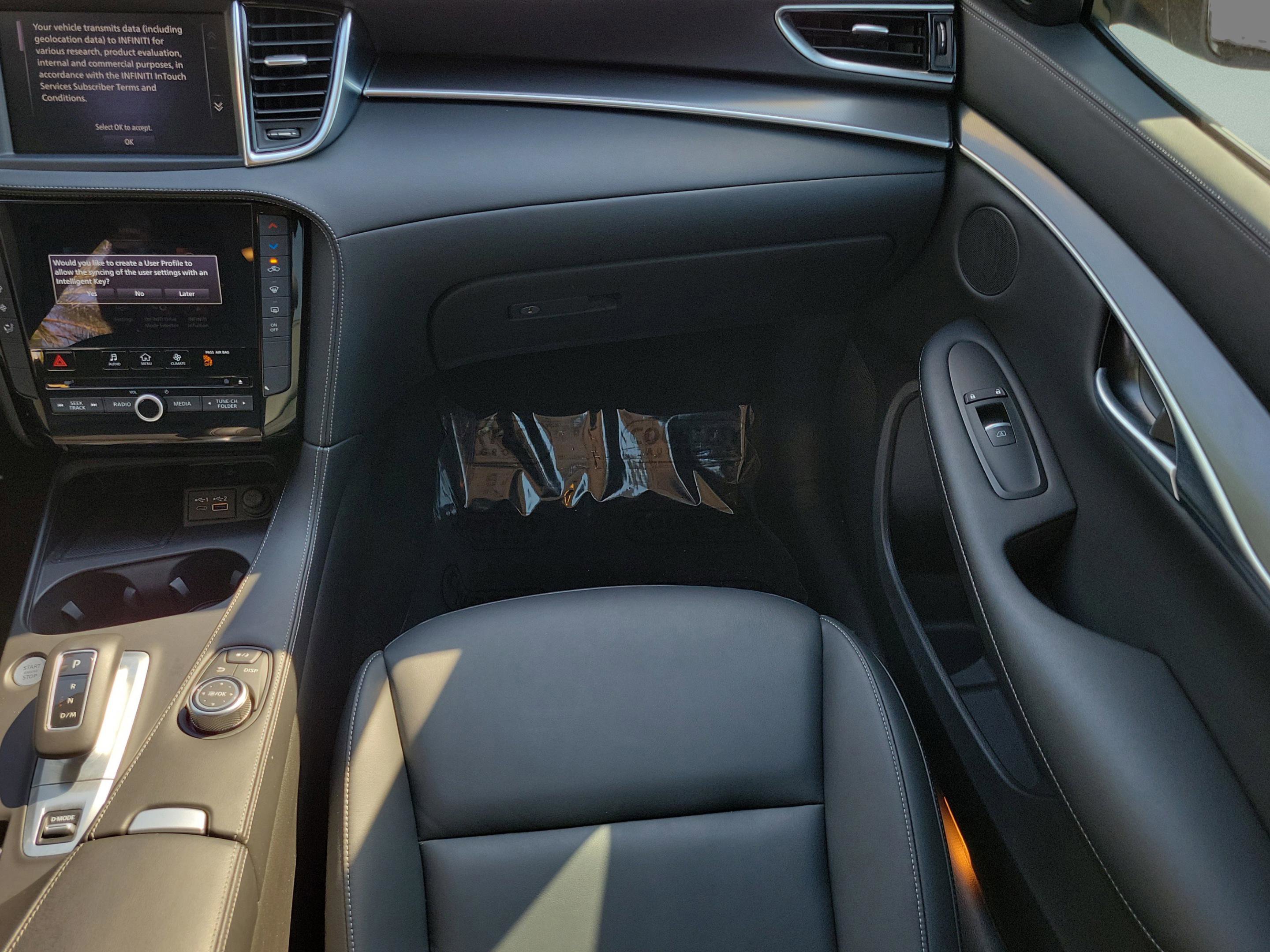 Certified 2025 INFINITI QX50 Pure image 11