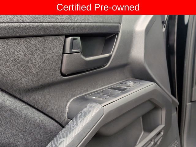 Certified 2025 Toyota Tacoma SR5 AWD/4WD image 9