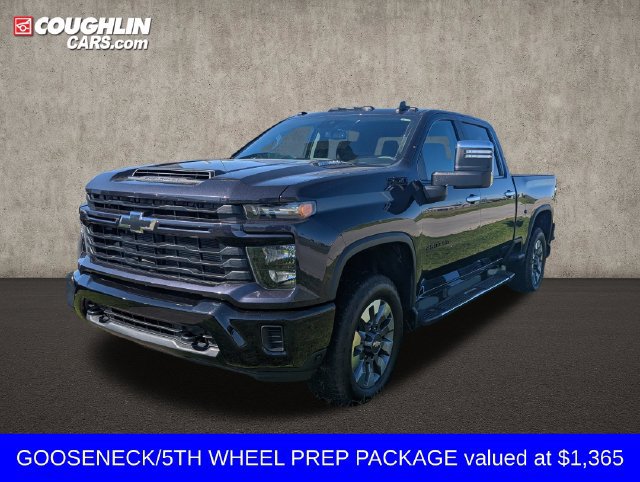 Used 2024 Chevrolet Silverado 2500 Custom w/ Custom Value Package AWD/4WD image 4