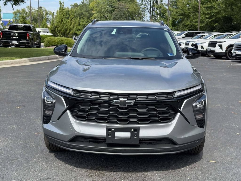 New 2026 Chevrolet Trax LT w/ Driver Confidence Package FWD image 24