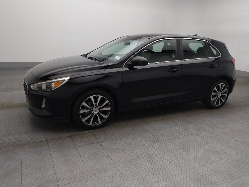 Used 2018 Hyundai Elantra GT FWD image 2