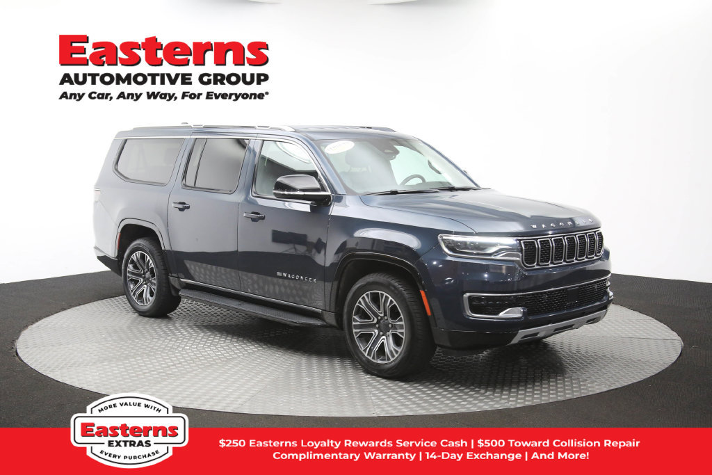 Used 2024 Jeep Wagoneer L Series II w/ Flexible Seating Group RWD image 56