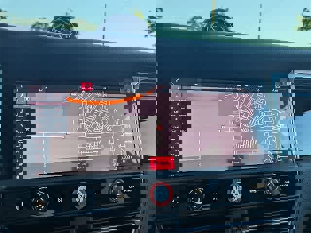 Used 2024 Porsche Macan image 30