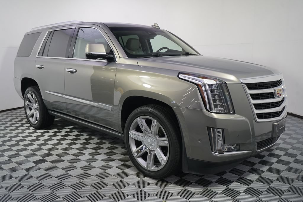 Used 2019 Cadillac Escalade Premium Luxury AWD/4WD image 8