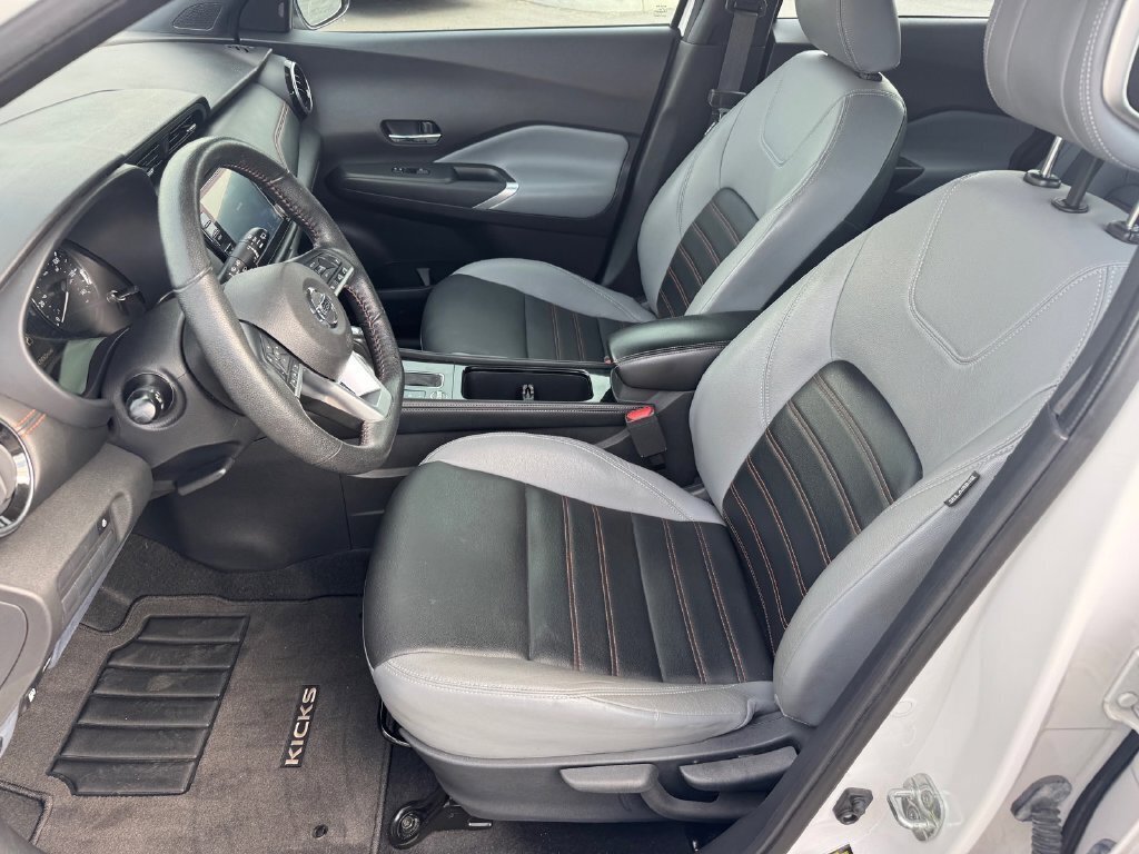 Used 2021 Nissan Kicks SR FWD image 5