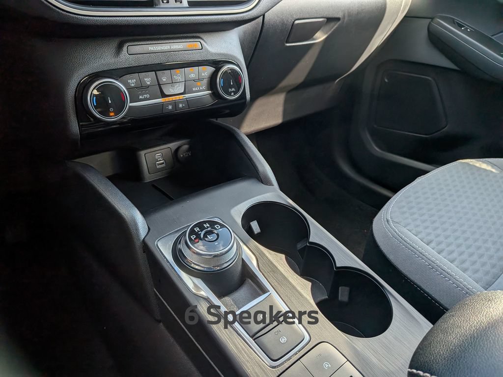 Used 2022 Ford Escape SE w/ SE Sport Appearance Package FWD image 24