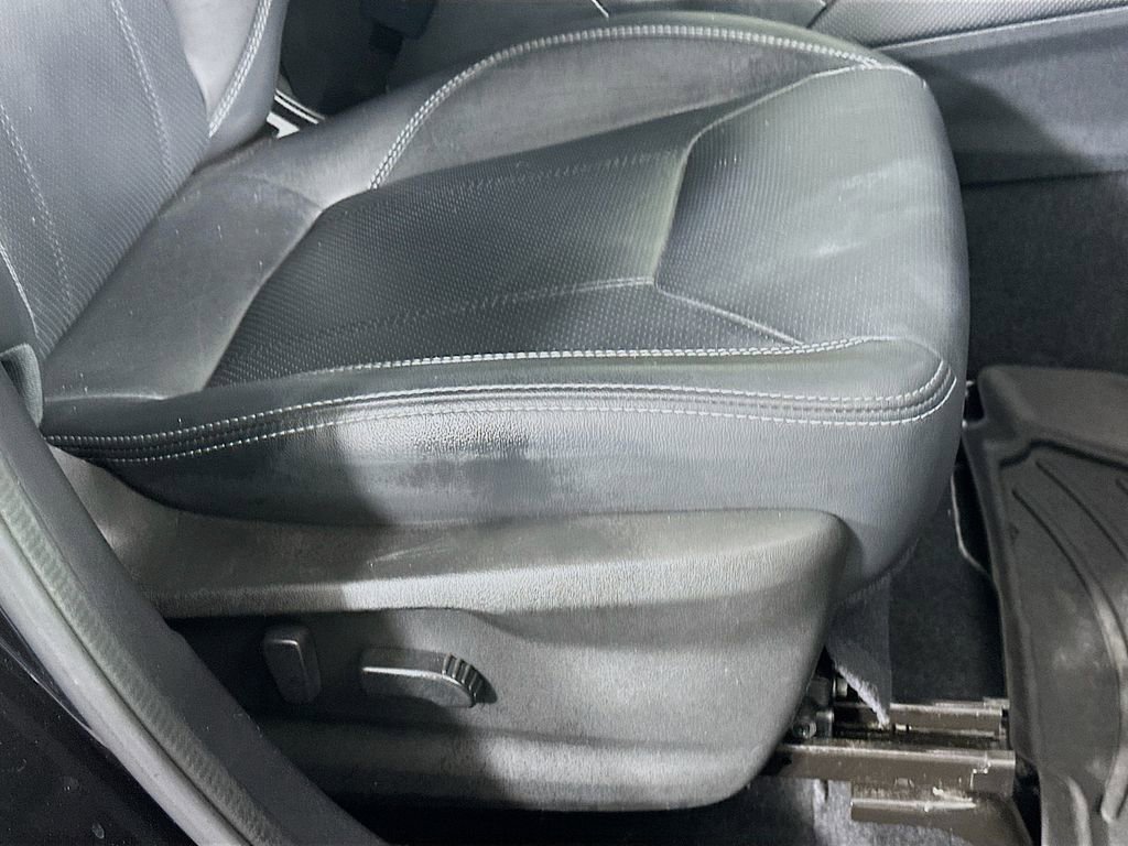Used 2022 Subaru Forester Touring w/ Popular Package #2 image 23