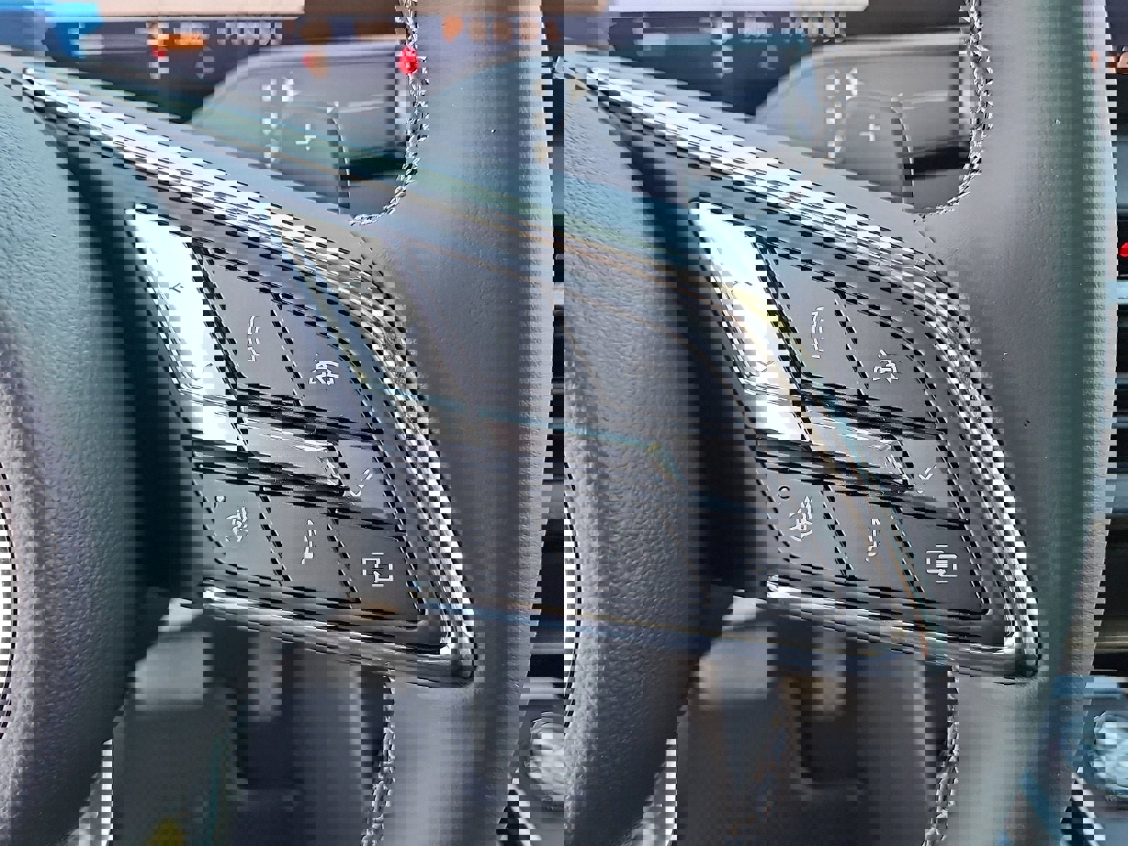 New 2026 Buick Enclave Avenir w/ Super Cruise Package image 18