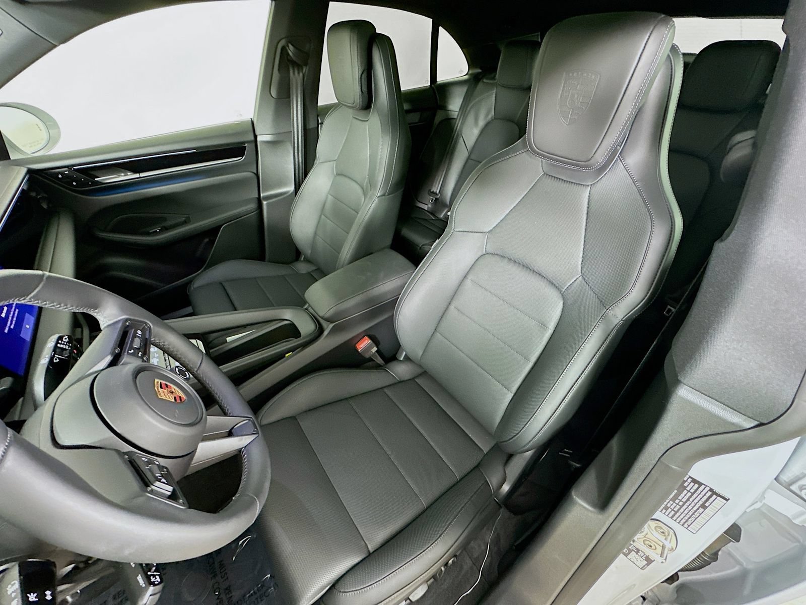 New 2026 Porsche Macan 4 Electric AWD/4WD image 33
