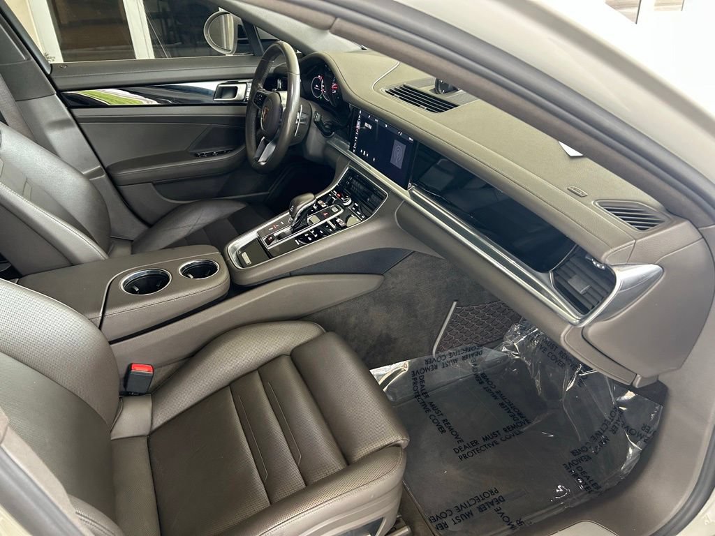 Used 2018 Porsche Panamera 4 AWD/4WD image 25