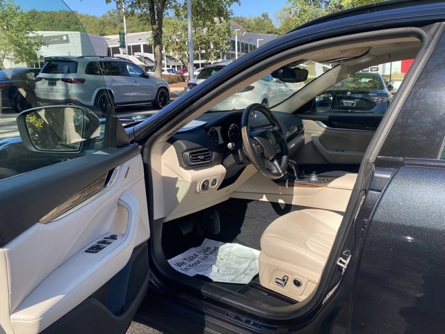 Used 2022 Maserati Levante GT image 19