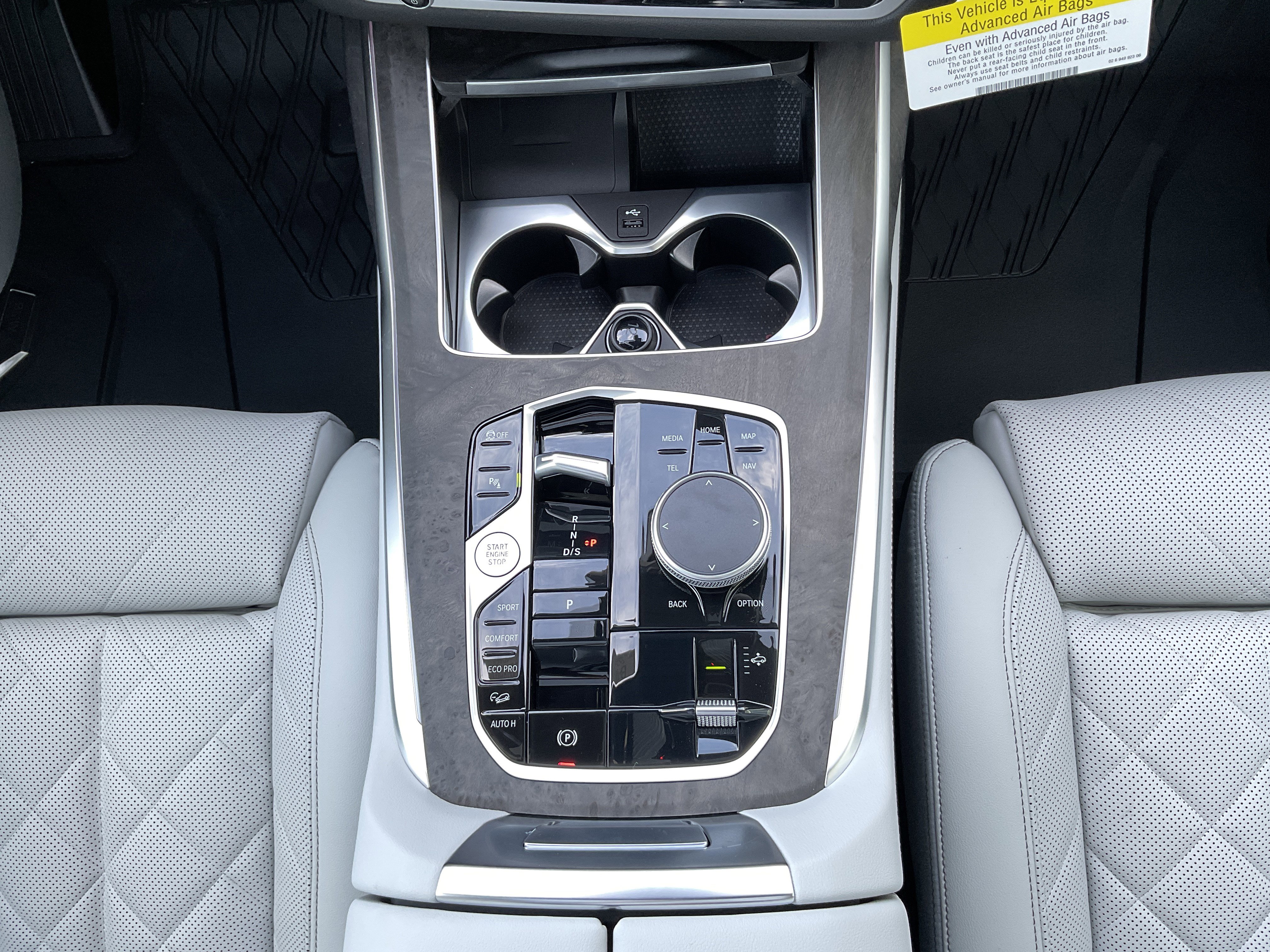 New 2026 BMW X7 xDrive40i w/ Premium Package image 19