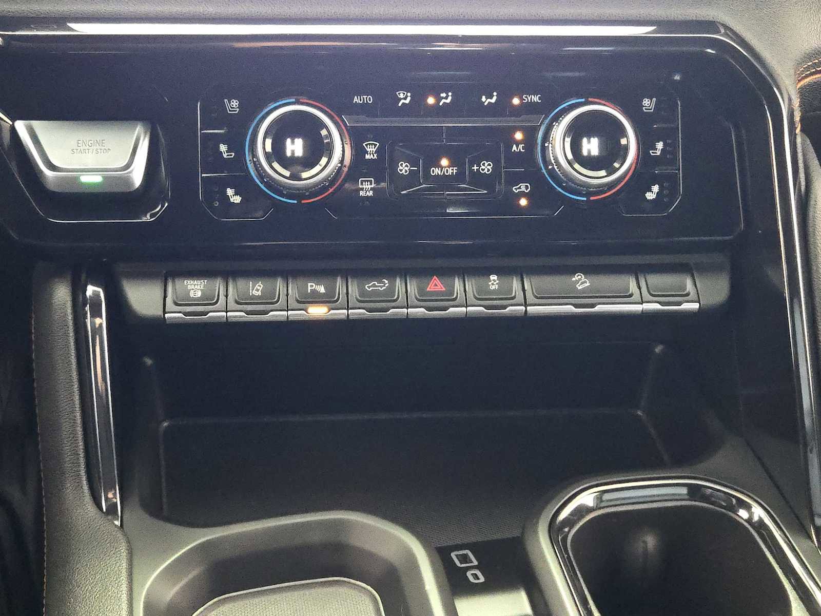 Certified 2024 GMC Sierra 2500 AT4 w/ AT4 Premium Plus Package image 19