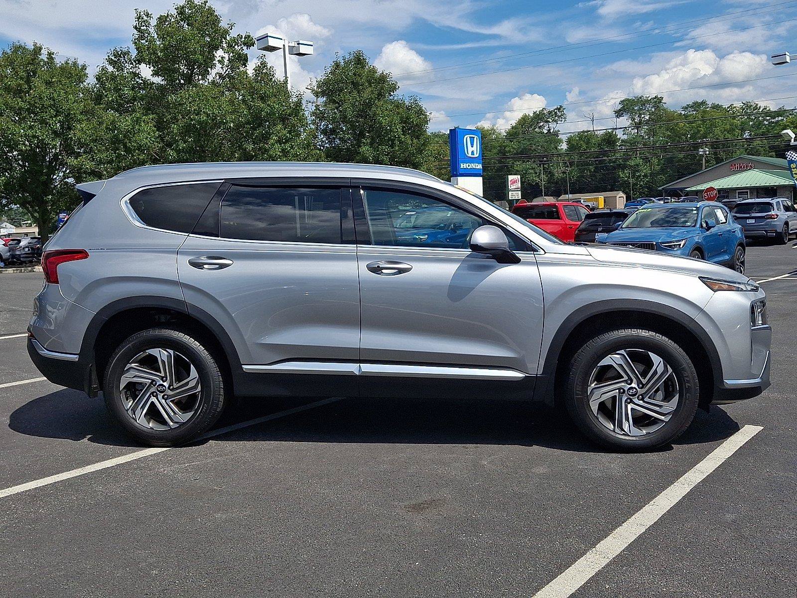 Used 2021 Hyundai Santa Fe SEL AWD/4WD image 7