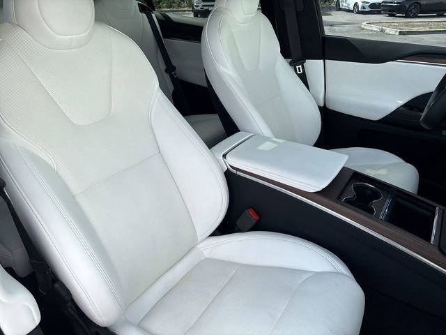 Used 2022 Tesla Model X image 14