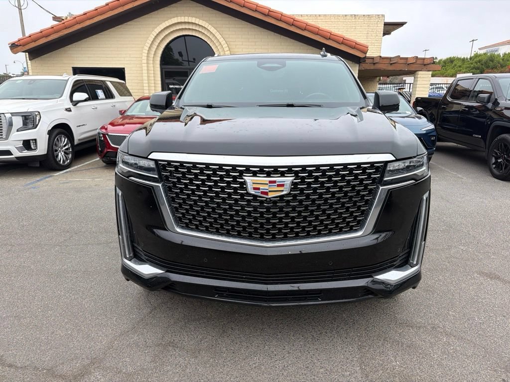 Used 2021 Cadillac Escalade Premium Luxury AWD/4WD image 2