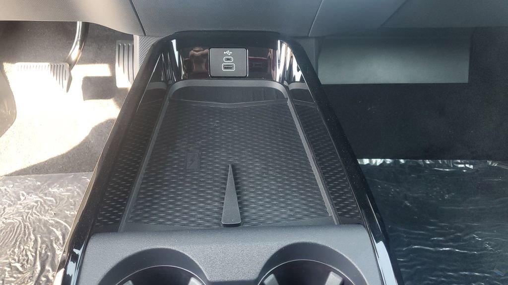 New 2025 Ford Mustang Mach-E Premium image 39