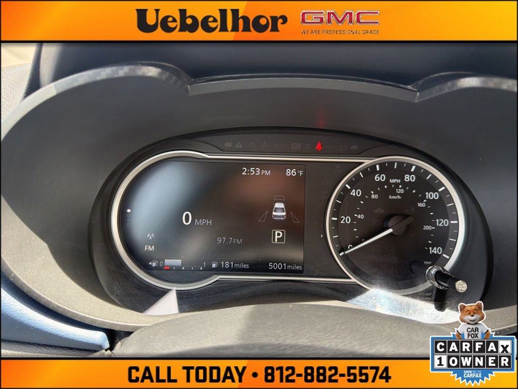 Used 2025 Nissan Versa SV w/ Trunk Package FWD image 25