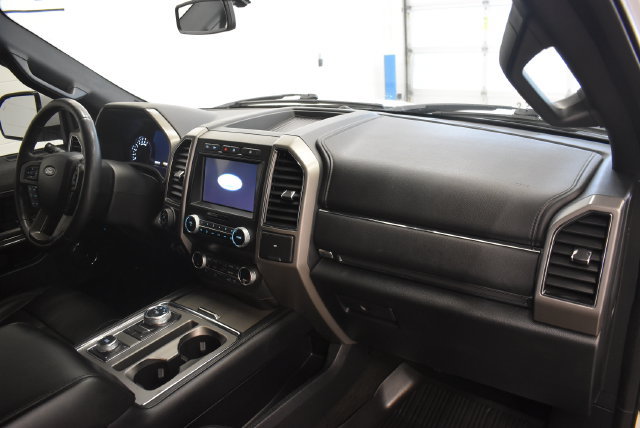 Used 2020 Ford Expedition Max XLT w/ Equipment Group 202A AWD/4WD image 18