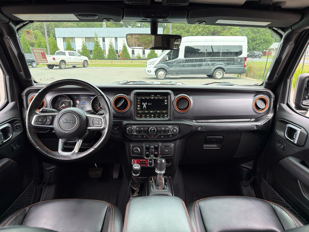 Used 2023 Jeep Gladiator Mojave w/ LED Lighting Group AWD/4WD image 8