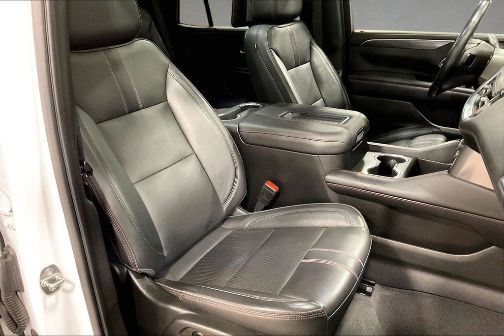 Used 2021 Chevrolet Tahoe RST w/ Luxury Package AWD/4WD image 30