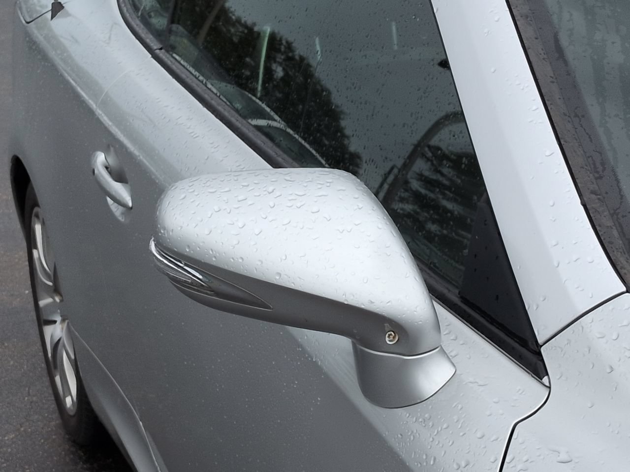 Used 2010 Lexus IS 250C RWD image 12