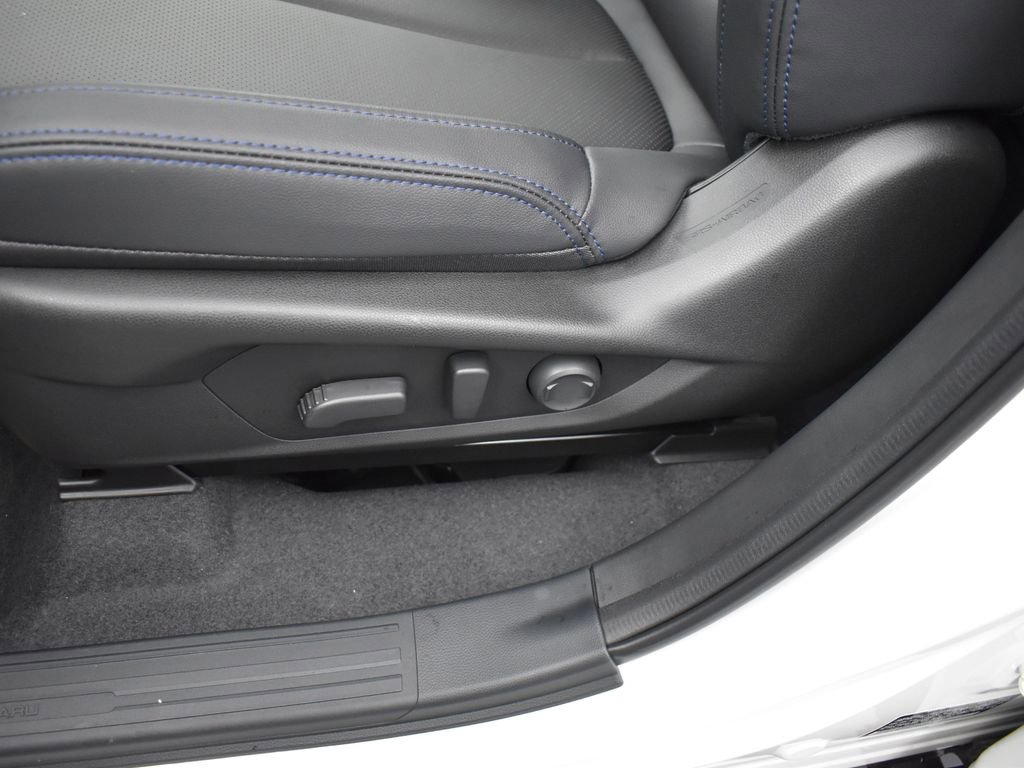 New 2025 Subaru Forester Limited w/ Popular Package image 11