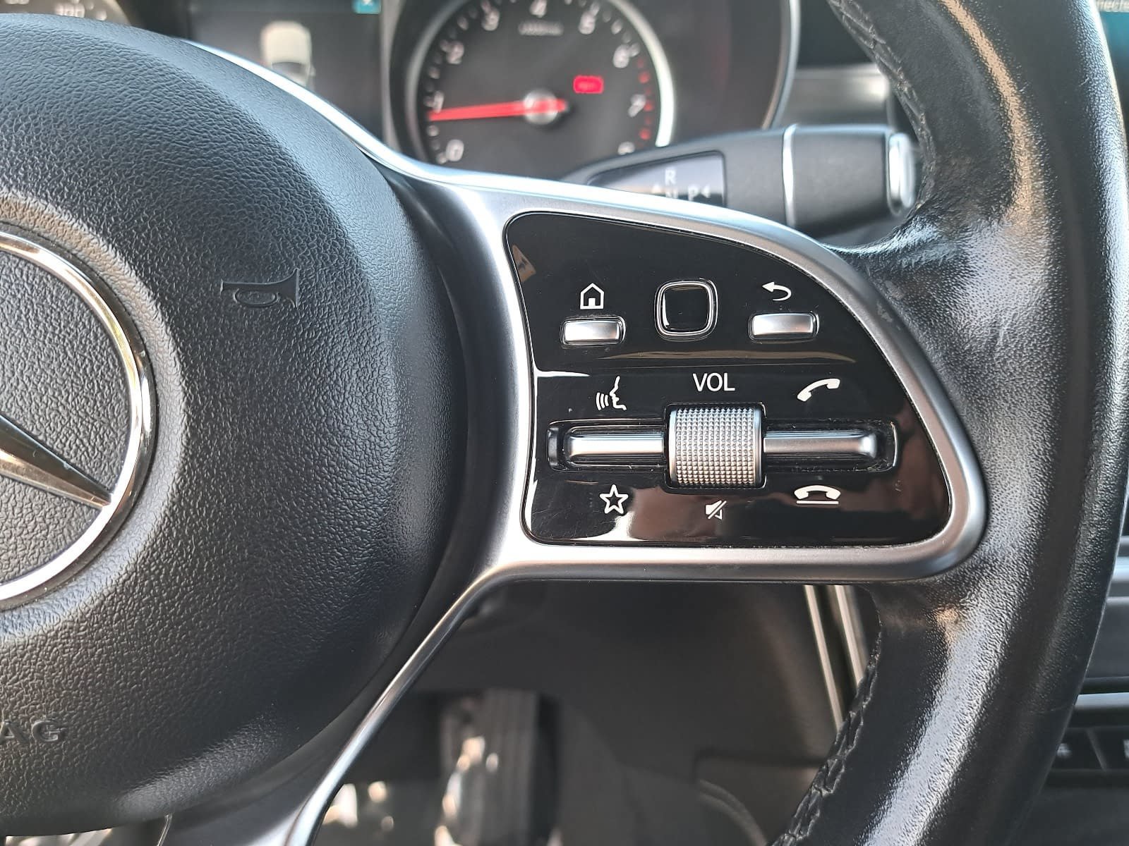Used 2021 Mercedes-Benz GLC 300 image 20
