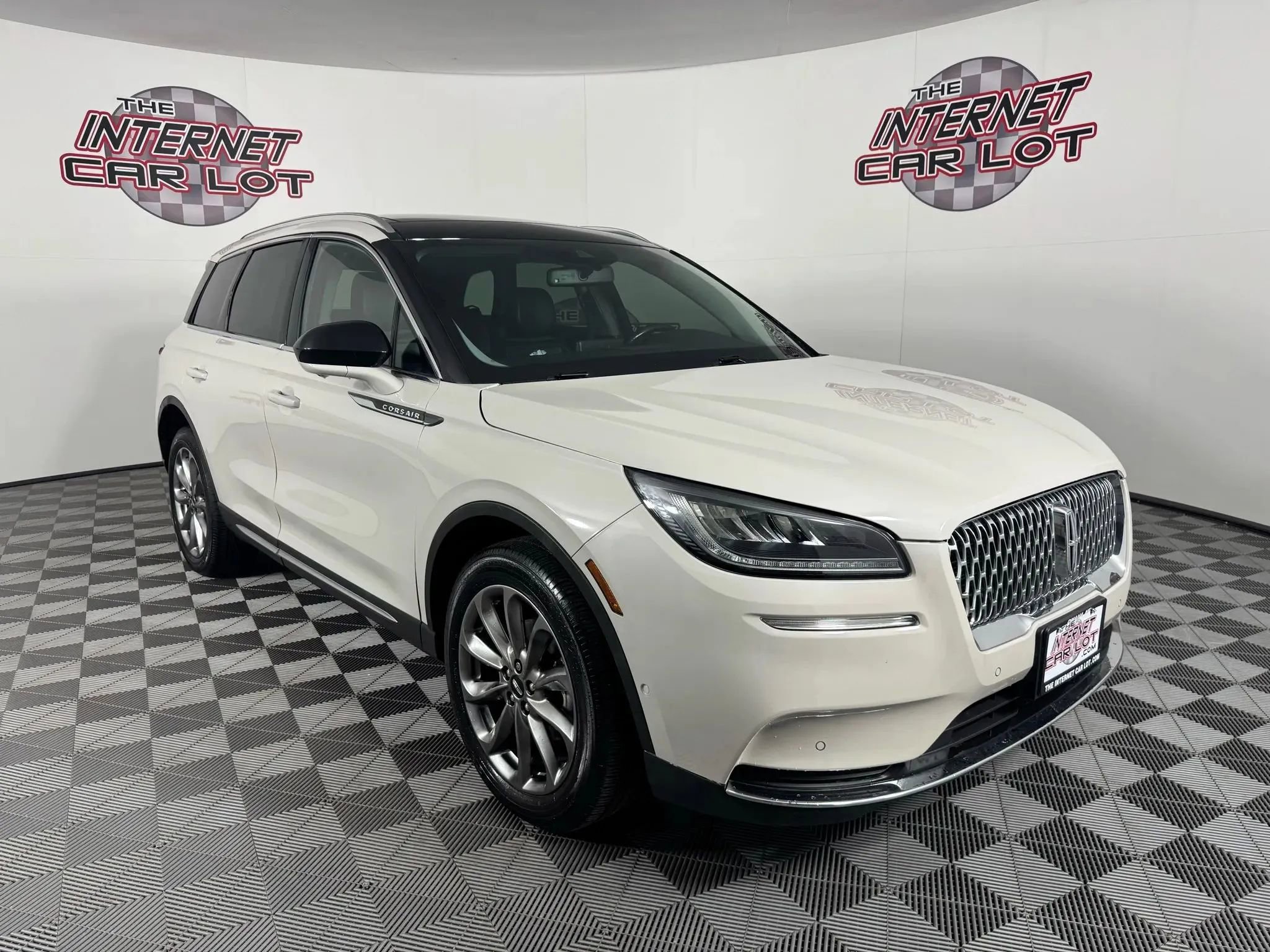 Used 2020 Lincoln Corsair AWD image 9