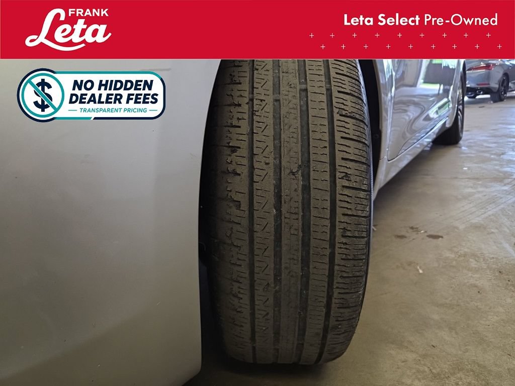 Used 2017 Kia K900 Premium RWD image 26