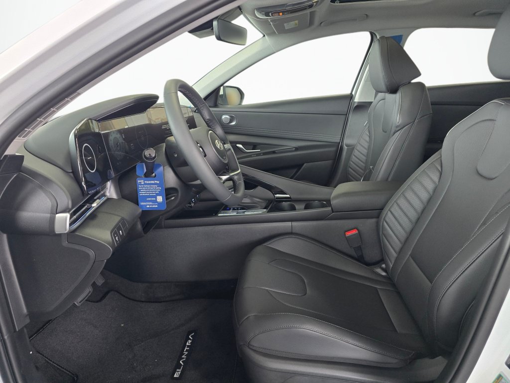 New 2026 Hyundai Elantra Limited FWD image 17
