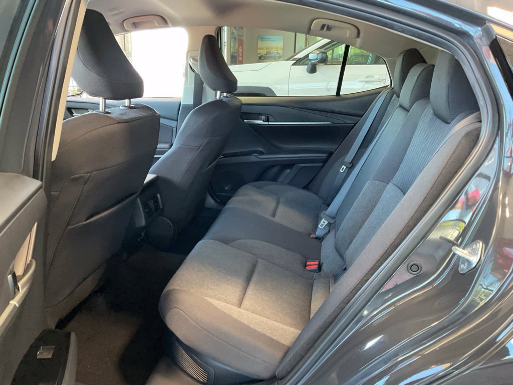 Used 2025 Toyota Camry LE FWD image 21