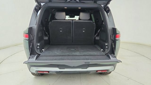 Used 2025 Rivian R1S Adventure image 14