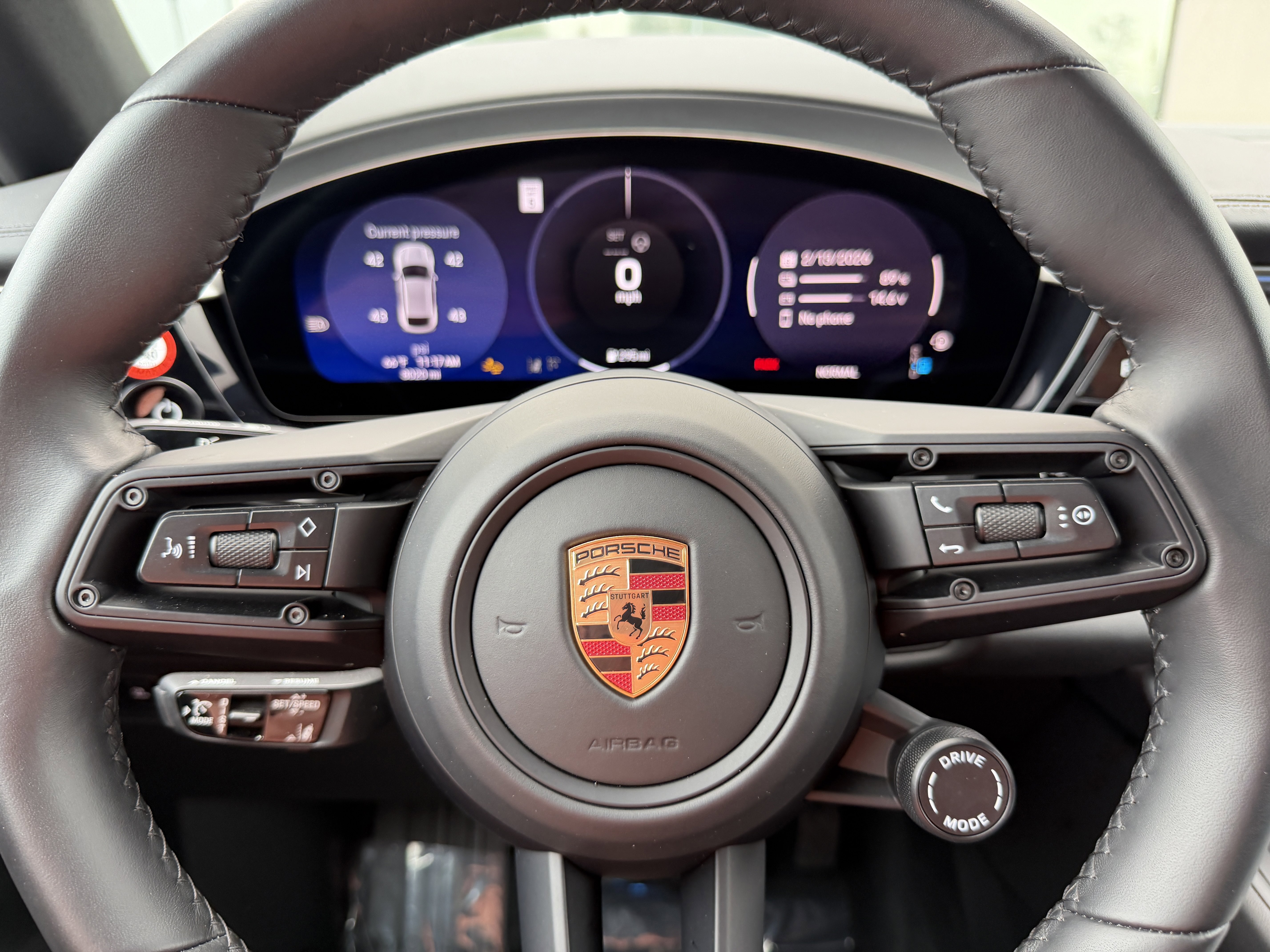 Used 2024 Porsche Macan 4 Electric image 37