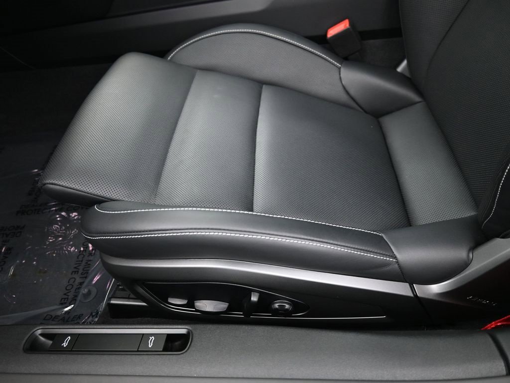 Used 2024 Porsche 911 Carrera S image 6