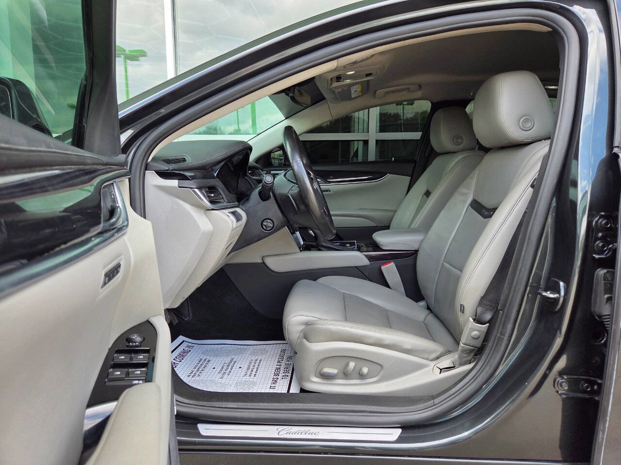 Used 2016 Cadillac XTS Luxury image 9